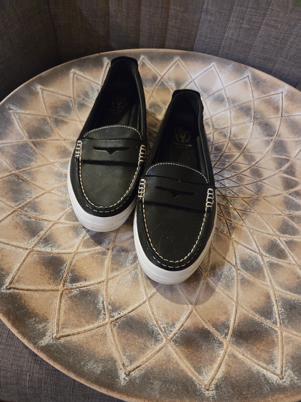 Cole HAAN, New, 9.5, Black 'Pinch' Loafers With White Stitching and white rubber